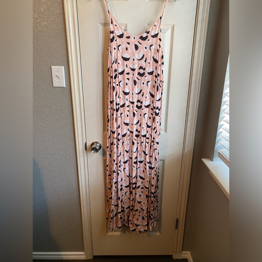 EUC Anthropologie Malai Maxi Dress, size Medium